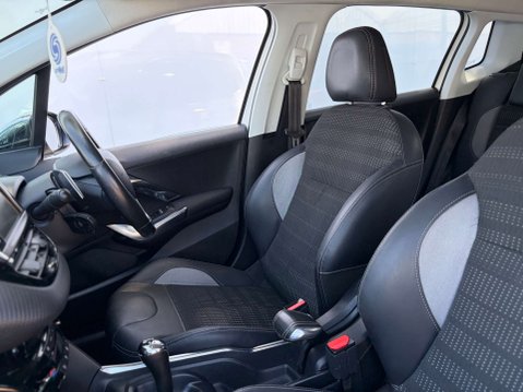 Peugeot 2008 1.6 2008 Allure e-HDi Semi-Auto 5dr 48