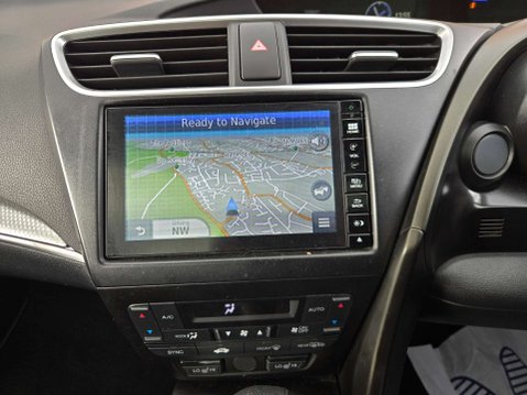 Honda Civic 1.8 Civic i-VTec SR Auto 5dr 52