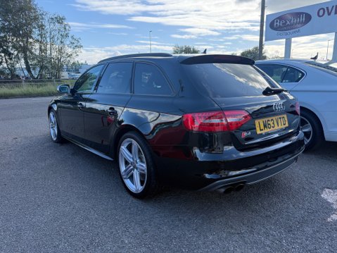 Audi S4 S4 AVANT QUATTRO BLACK EDITION 7