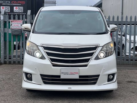 Toyota Alphard GOLDEN EYES II V6 8