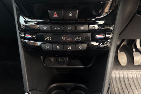 Peugeot 2008 BLUE HDI ALLURE…8 SERVICES JUST £20 R/TAX..SAT NAV..CRUISE..A.CON..1/2 LEAT 18