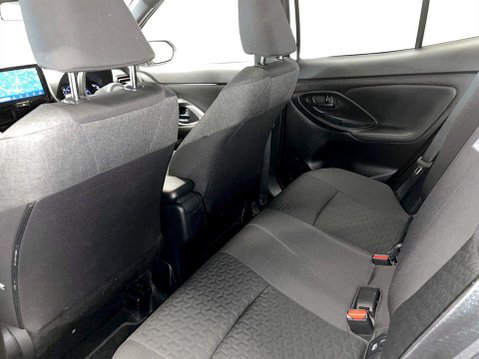 Toyota Yaris Cross 1.5 VVT-h Design SUV 5dr Petrol Hybrid E-CVT Euro 6 (s/s) (116 ps) Parking 20