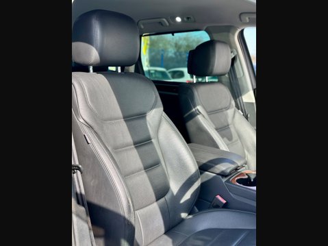 Volkswagen Touareg 3.0h TSI V6 Hybrid Tiptronic 4WD Euro 5 (s/s) 5dr 14