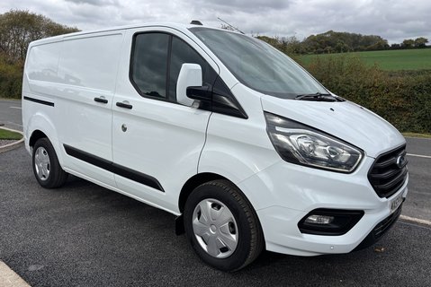 Ford Transit Custom 320 L1 Trend 130 ps Panel Van - Air Con / Twin Side Loading Doors 5