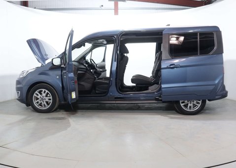 Ford Tourneo Connect 1.5 Tourneo Connect Grand Titanium TDCi Auto 5dr 54