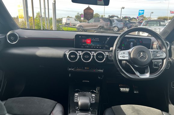 Mercedes-Benz A Class A 250 E AMG LINE EXECUTIVE AUTO 33