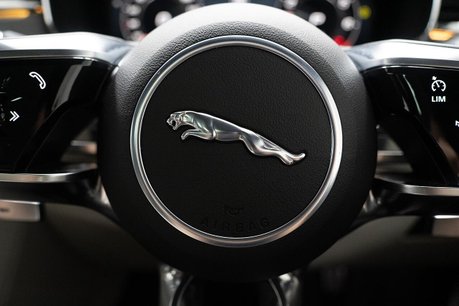 Jaguar F-Pace 5.0 P550 V8 SVR SUV 5dr Petrol Quickshift AWD Euro 6 (s/s) (550 ps) 12
