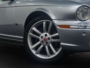 Jaguar XJ 3.0 XJ6 V6 Sovereign Auto 4dr 2
