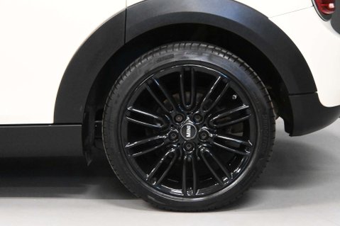 Mini Hatch 1.5 Cooper Auto 5dr 30