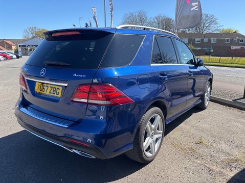 Mercedes-Benz GLE GLE 350 D 4MATIC AMG LINE 4
