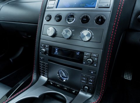 Aston Martin Vanquish S Ultimate 23