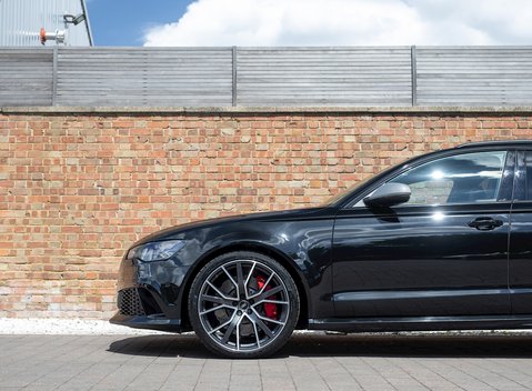 Audi RS6 Avant Performance 28