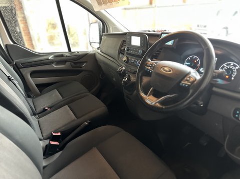 Ford Transit Custom 320 LEADER DCIV ECOBLUE 9
