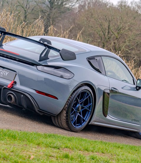 Porsche 718 GT4 RS 1