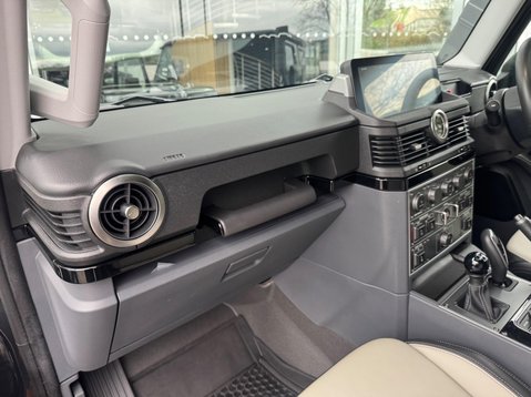 Ineos Grenadier FIELDMASTER EDITION 22