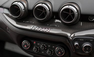 Ferrari F12 Berlinetta 16