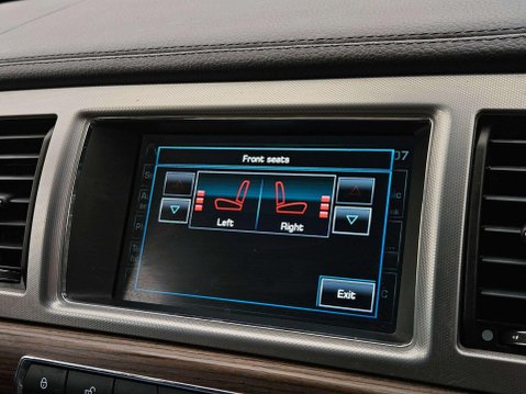 Jaguar XF 2.2d Luxury Sportbrake Auto Euro 5 (s/s) 5dr 16