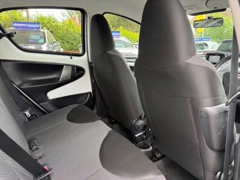 Toyota Aygo 1.0 VVT-i Move MultiMode Euro 5 5dr 22