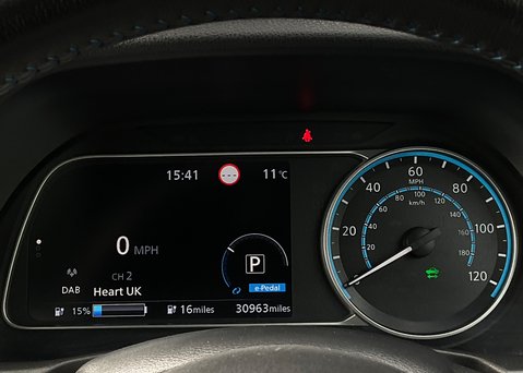 Nissan LEAF ACENTA 23