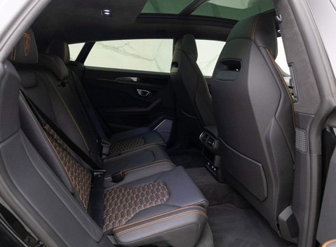 Lamborghini Urus V8 11