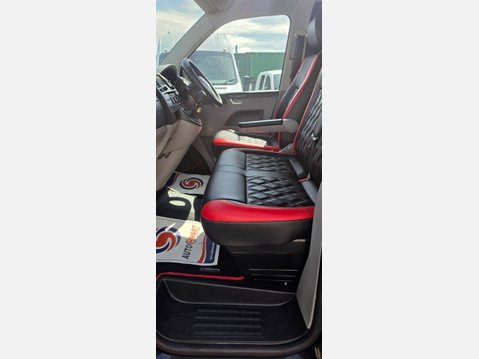 Volkswagen Transporter T5.1 HIGHLINE CAMPPER DAY VAN LWB 2.0 TDI 140ps NO VAT 9