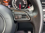 Audi A4 2.0 TFSI S line Saloon 4dr Petrol S Tronic quattro Euro 5 (s/s) (211 ps) 32