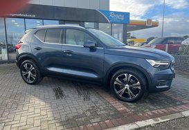 Volvo XC40 2.0 T4 INSCRIPTION PRO AUTO PETROL 8