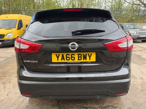 Nissan Qashqai 1.6 dCi Tekna SUV 5dr Diesel Manual 2WD Euro 6 (s/s) (130 ps) 10