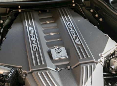 Mercedes-Benz SLS AMG 26