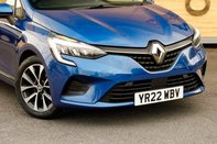 Renault Clio ICONIC TCE 10