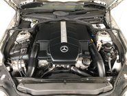 Mercedes-Benz SL Series SL500 V8 31