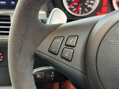 BMW M5 5.0 V10 Saloon 4dr Petrol SMG Euro 4 (507 ps) 31