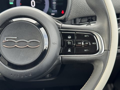 Fiat 500 87kW La Prima 42kWh 2dr Auto 28