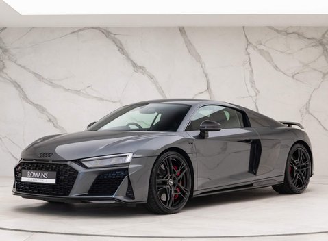 Audi R8 V10 Performance Carbon Black 1