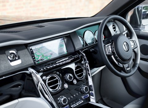 Rolls-Royce Cullinan 17