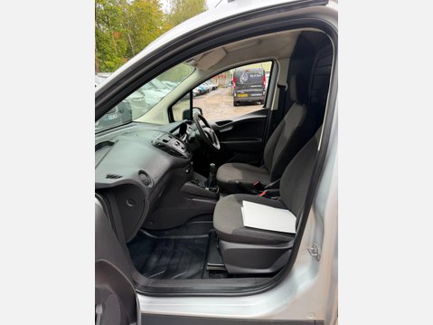 Ford Transit Courier 1.5 TDCi Panel Van 4dr Diesel Manual L1 Euro 5 (75 ps) 30