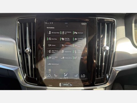 Volvo V90 2.0 V90 Momentum+ T4 Auto 5dr 21