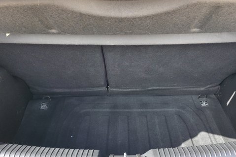 Kia Picanto 2…AUTOMATIC…8 SERVICES! 1 PREVIOUS OWNER..LAST OWNER 9 YEARS.. 15