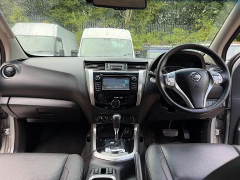Nissan Navara 2.3 dCi Tekna Pickup Double Cab 4dr Diesel Auto 4WD Euro 6 (190 ps) 27