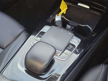 Mercedes-Benz A Class 1.5 A180d SE Hatchback 5dr Diesel 7G-DCT Euro 6 (s/s) (116 ps) 15