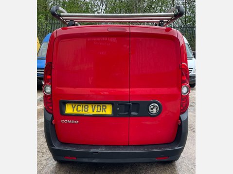 Vauxhall Combo 1.6 Turbo D 2000 Edition Panel Van 4dr Diesel Manual L1 H1 Euro 6 (75 ps) 9