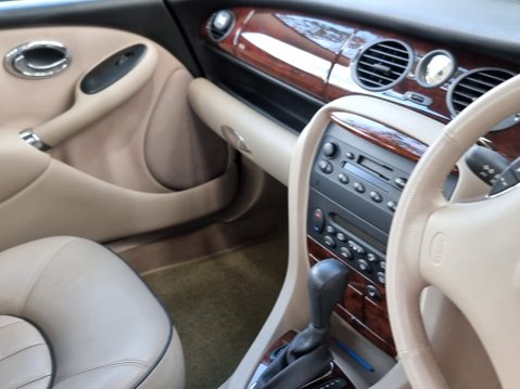 Rover 75 CONNOISSEUR V6 23