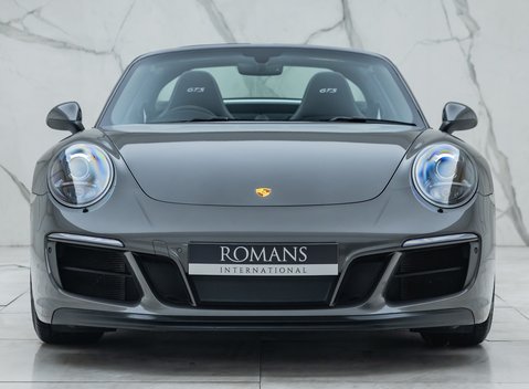 Porsche 911 Targa 4 GTS (991.2) 9