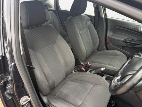 Ford Fiesta 1.0T EcoBoost Zetec Euro 5 (s/s) 5dr 10