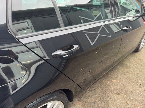 Volkswagen Golf GT EDITION TSI ACT BMT 9