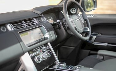 Land Rover Range Rover 3.0 TDV6 Vogue 16