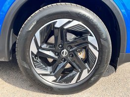 Nissan Qashqai 1.3 Qashqai N-Connecta DiG-T MHEV 5dr 15