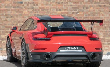 Porsche 911 (991) GT2 RS 3