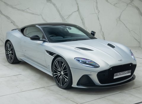 Aston Martin DBS Superleggera 10