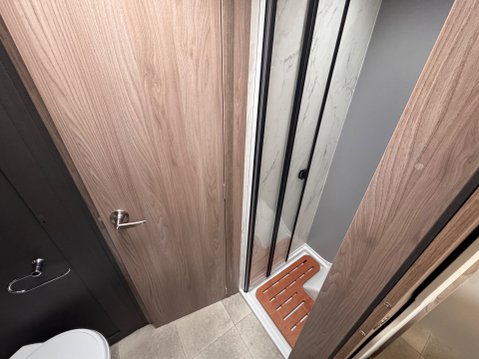 Swift Voyager 594 32